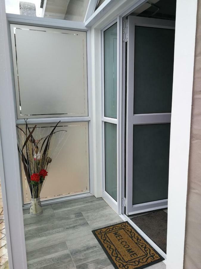Posto Al Sole - Il Bacio Apartment Bellville Luaran gambar