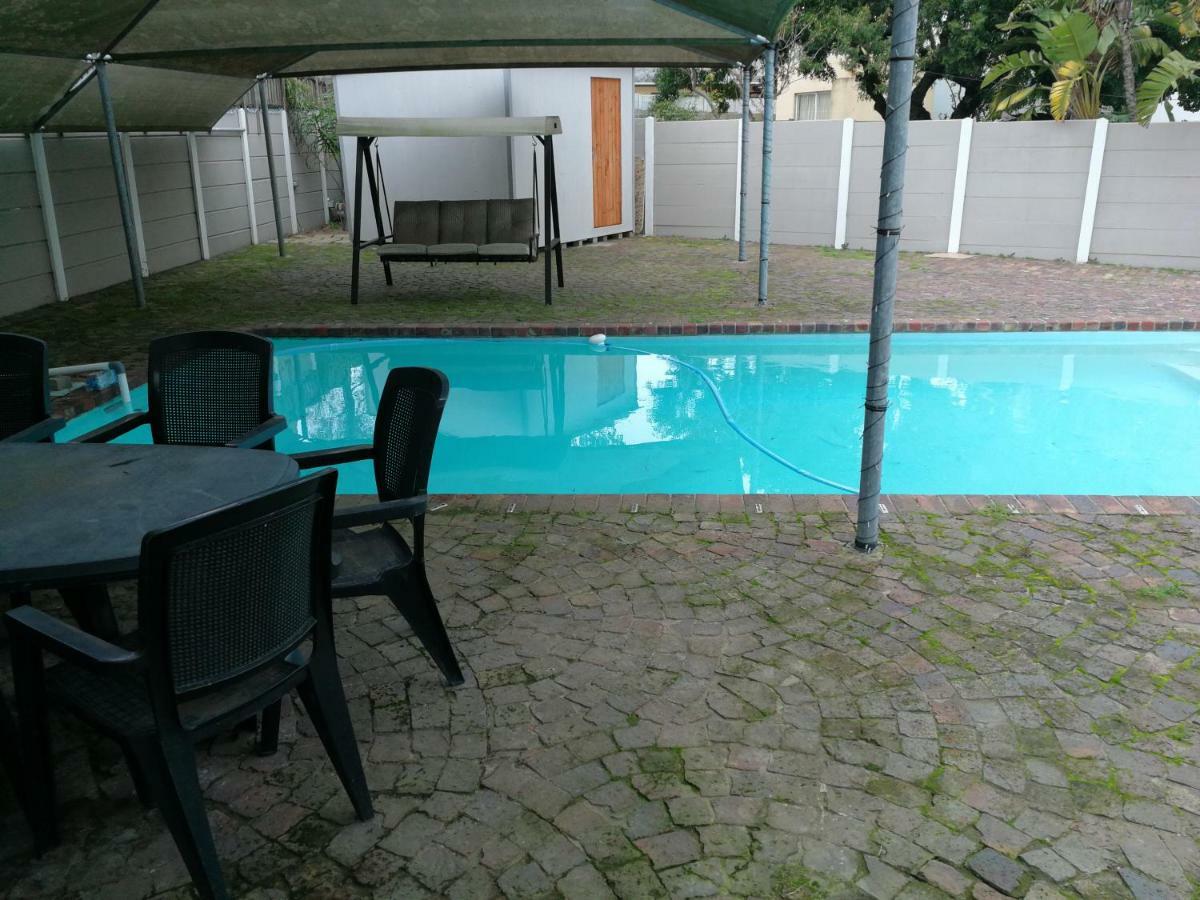 Posto Al Sole - Il Bacio Apartment Bellville Luaran gambar